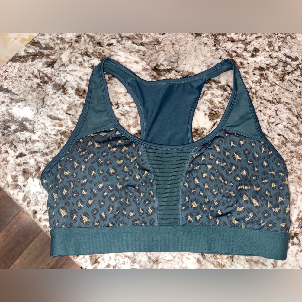 3/$20 Zyia Bomber Bra RC